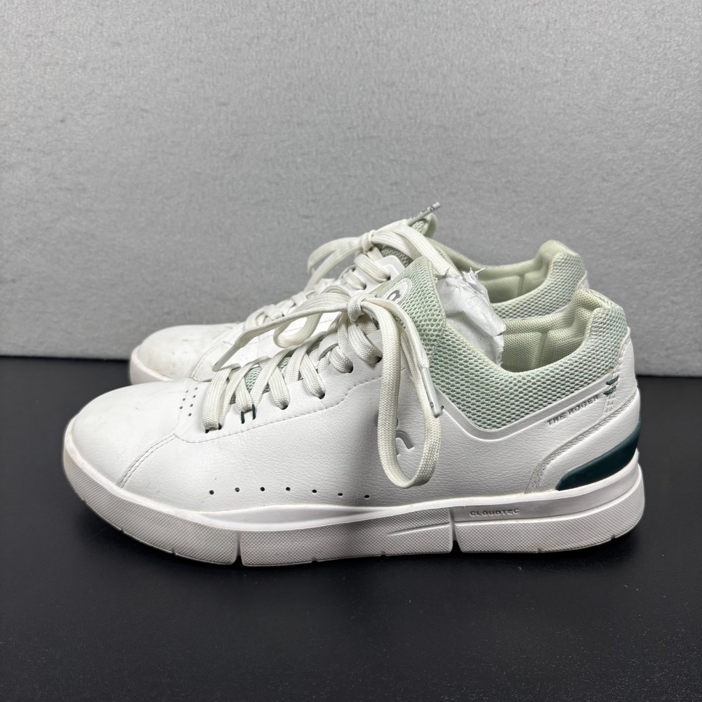 On The Roger Advantage Tennis Sneakers White Olive CloudTec Women's 8.5 Shoes